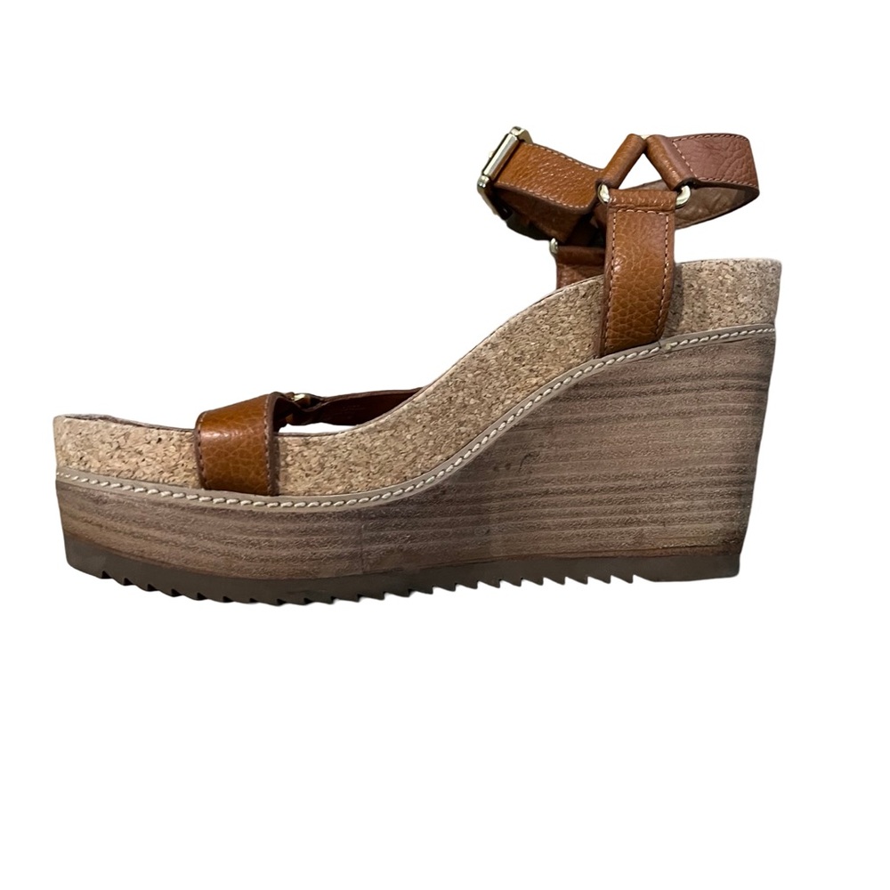 Tory Burch EUC wedge sandal size 9.5